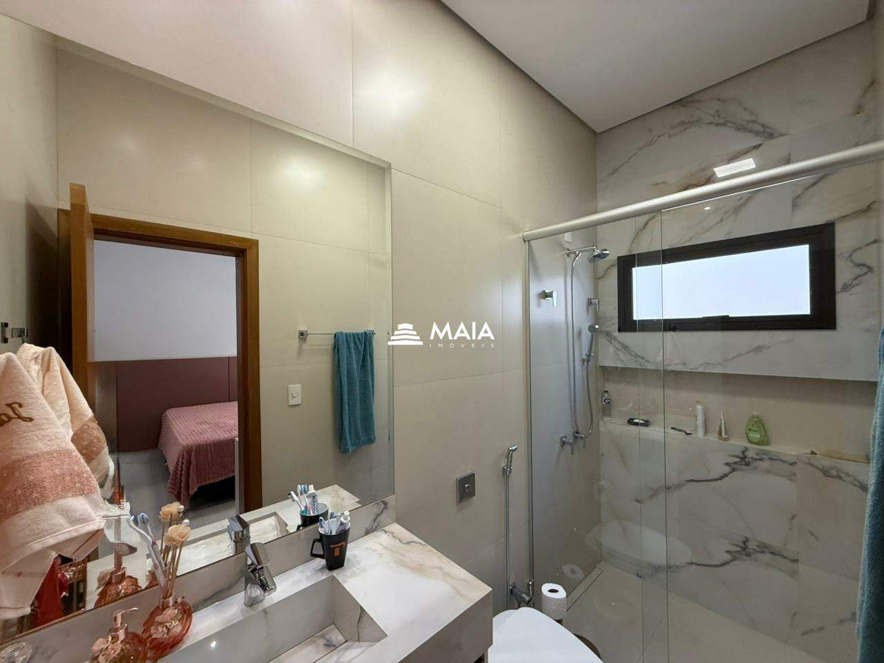 Casa de Condomínio à venda no Estância dos Ipês: 