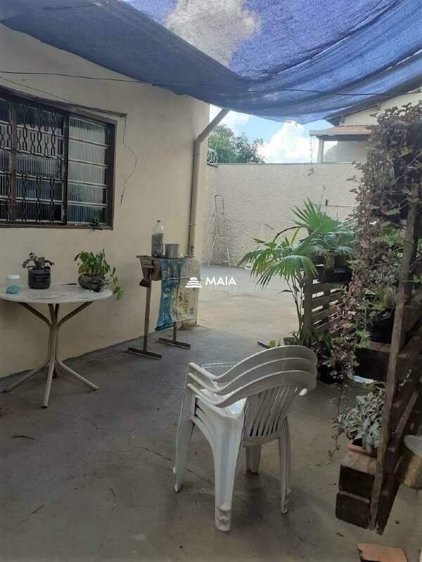 Casa à venda no Jardim Induberaba: 