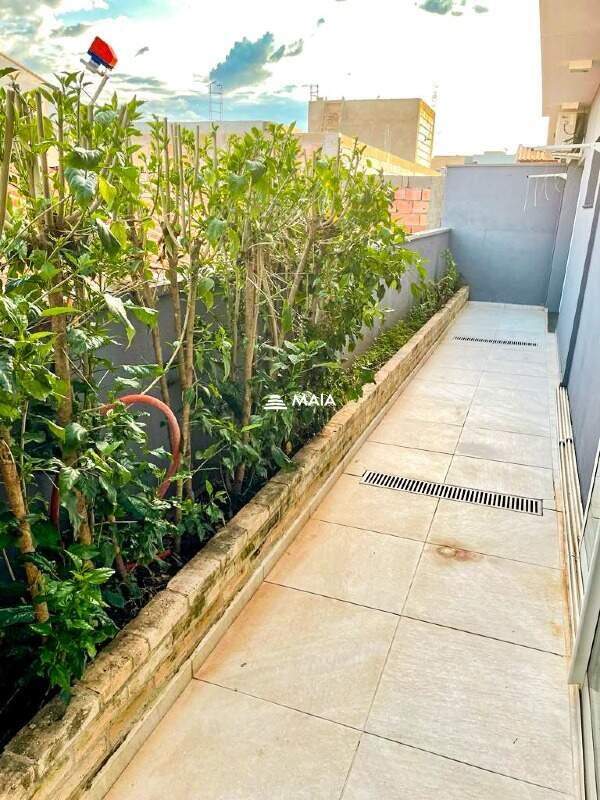 Casa de Condomínio à venda no Morada da Fronteira: 