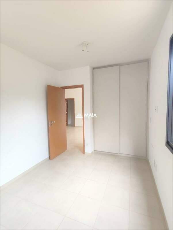 Apartamento à venda no Mercês: 