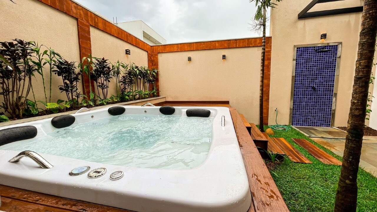 Casa de Condomínio à venda no Estância dos Ipês: 