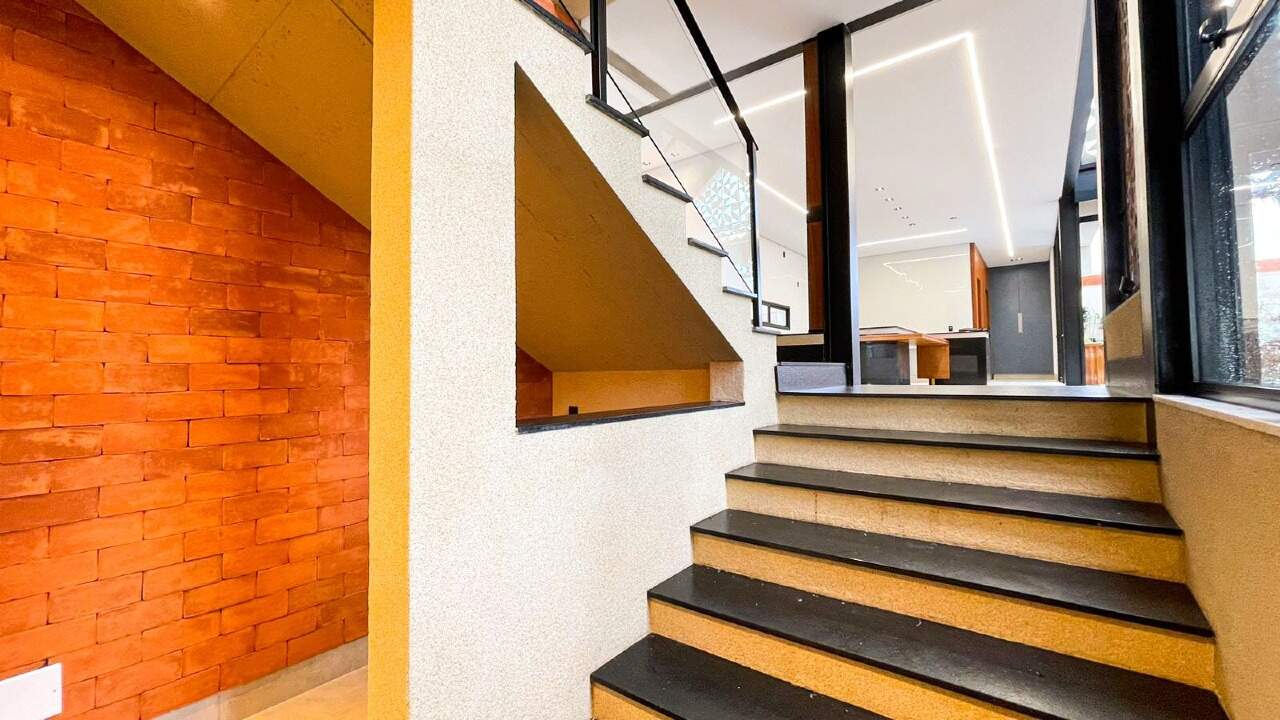 Casa de Condomínio à venda no Estância dos Ipês: 