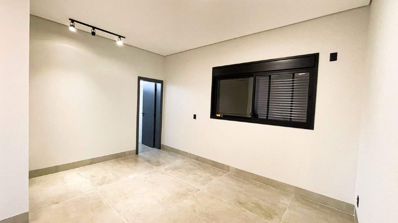 Casa de Condomínio à venda no Estância dos Ipês: 