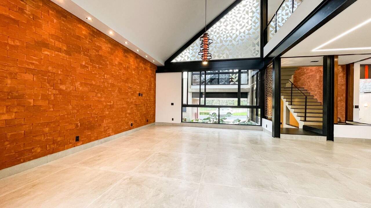 Casa de Condomínio à venda no Estância dos Ipês: 