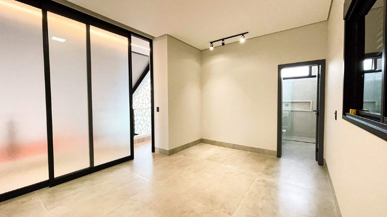 Casa de Condomínio à venda no Estância dos Ipês: 