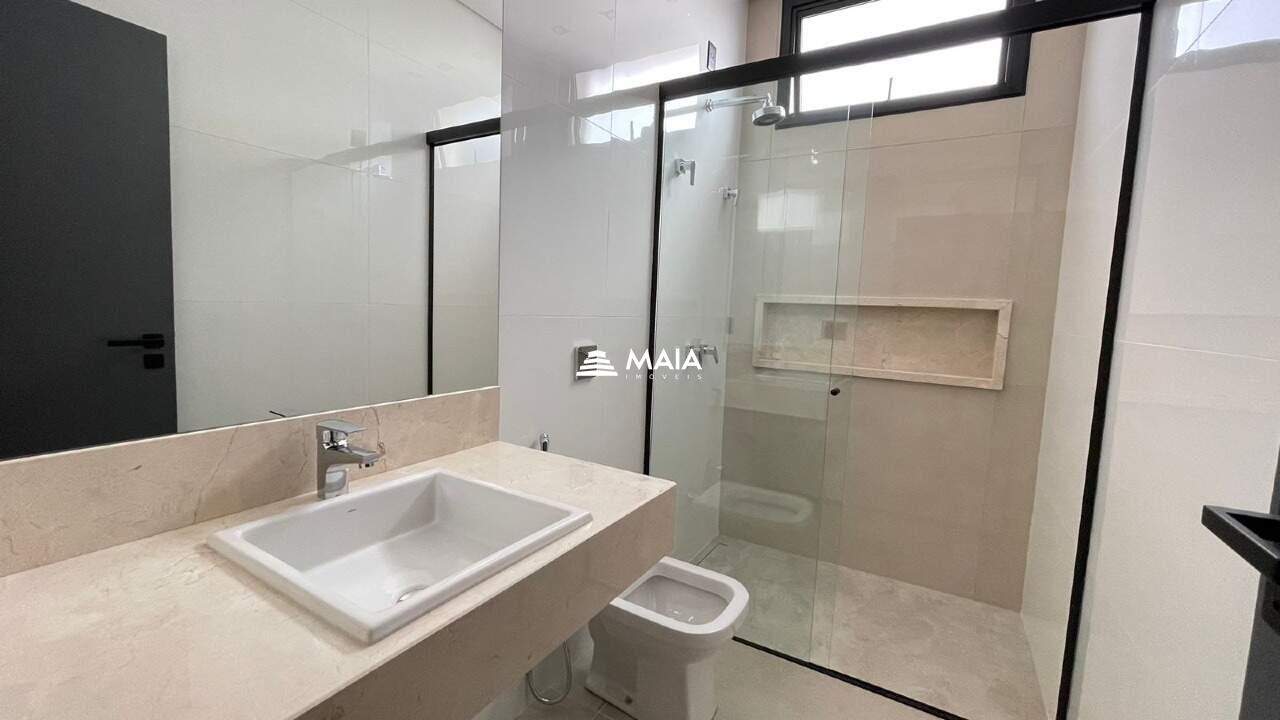 Casa de Condomínio para aluguel no Estância dos Ipês: 