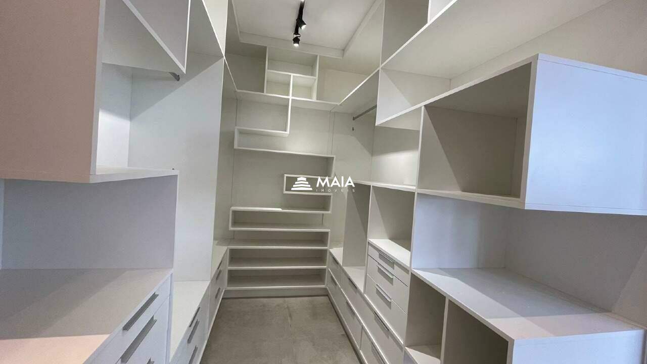 Casa de Condomínio para aluguel no Estância dos Ipês: 