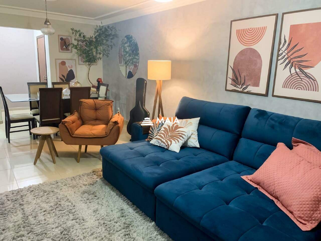  Apartamento à venda no bairro Centro