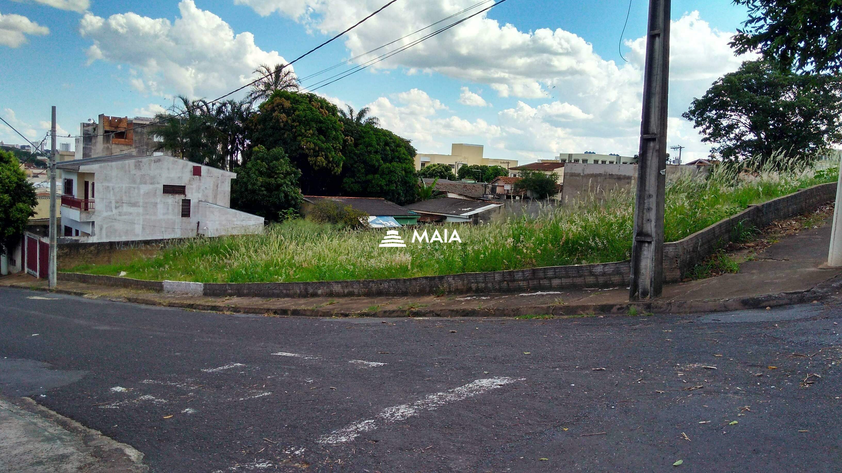 Terreno/Área à venda no Quinta Boa Esperança: 