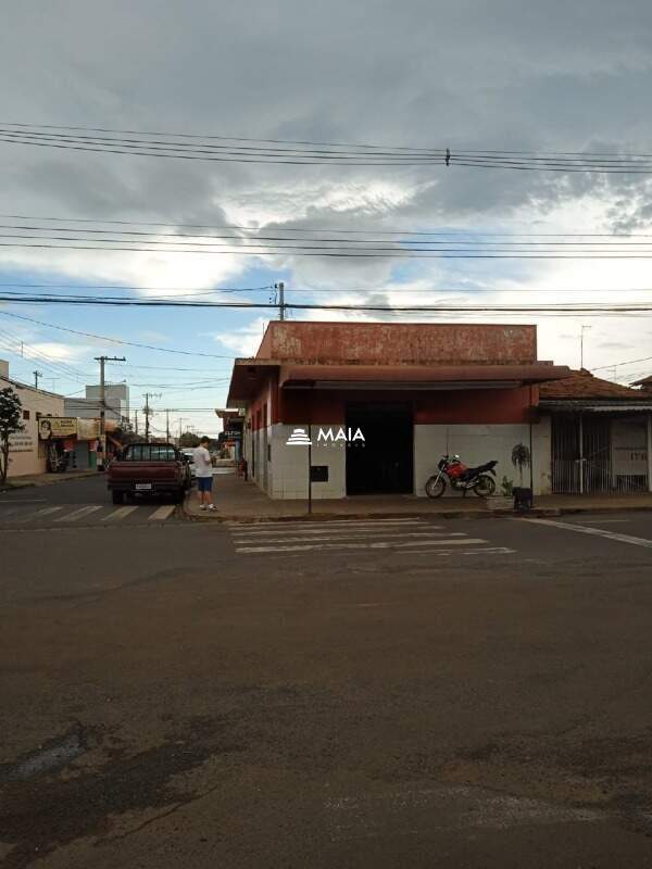 Comercial à venda no Conjunto José Vallim de Melo: 