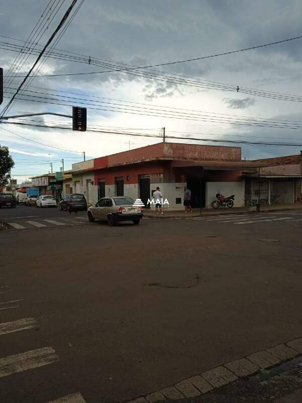 Comercial à venda no Conjunto José Vallim de Melo: 