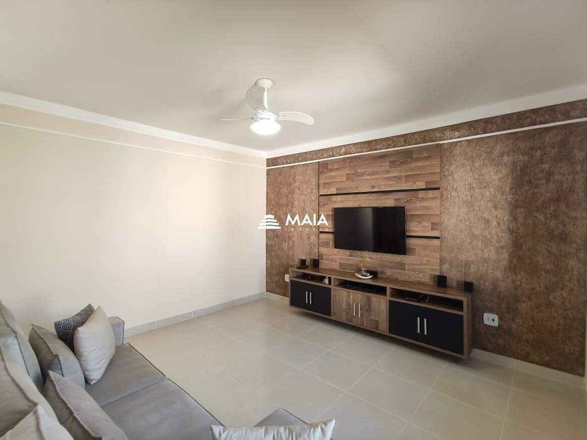 Casa à venda no Jardim Elza Amuí IV: 