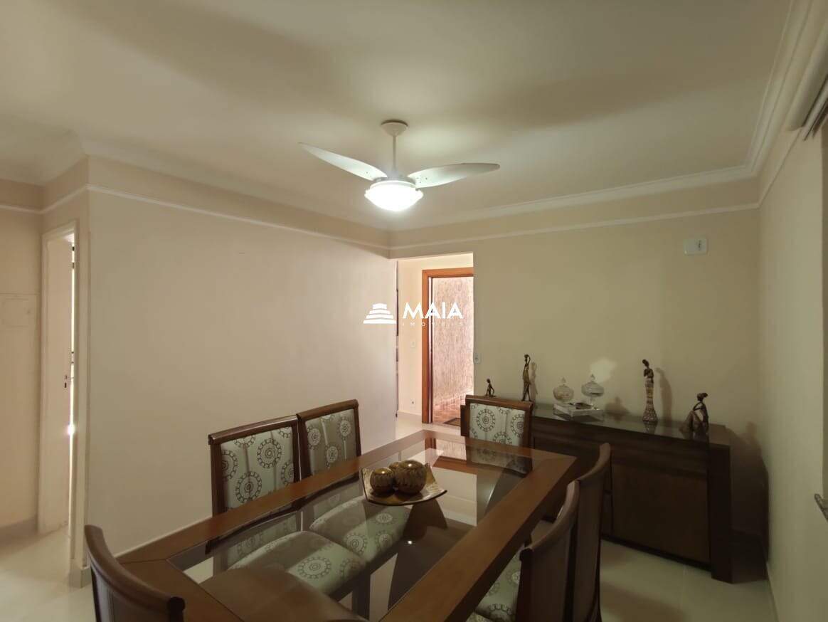 Casa à venda no Jardim Elza Amuí IV: 