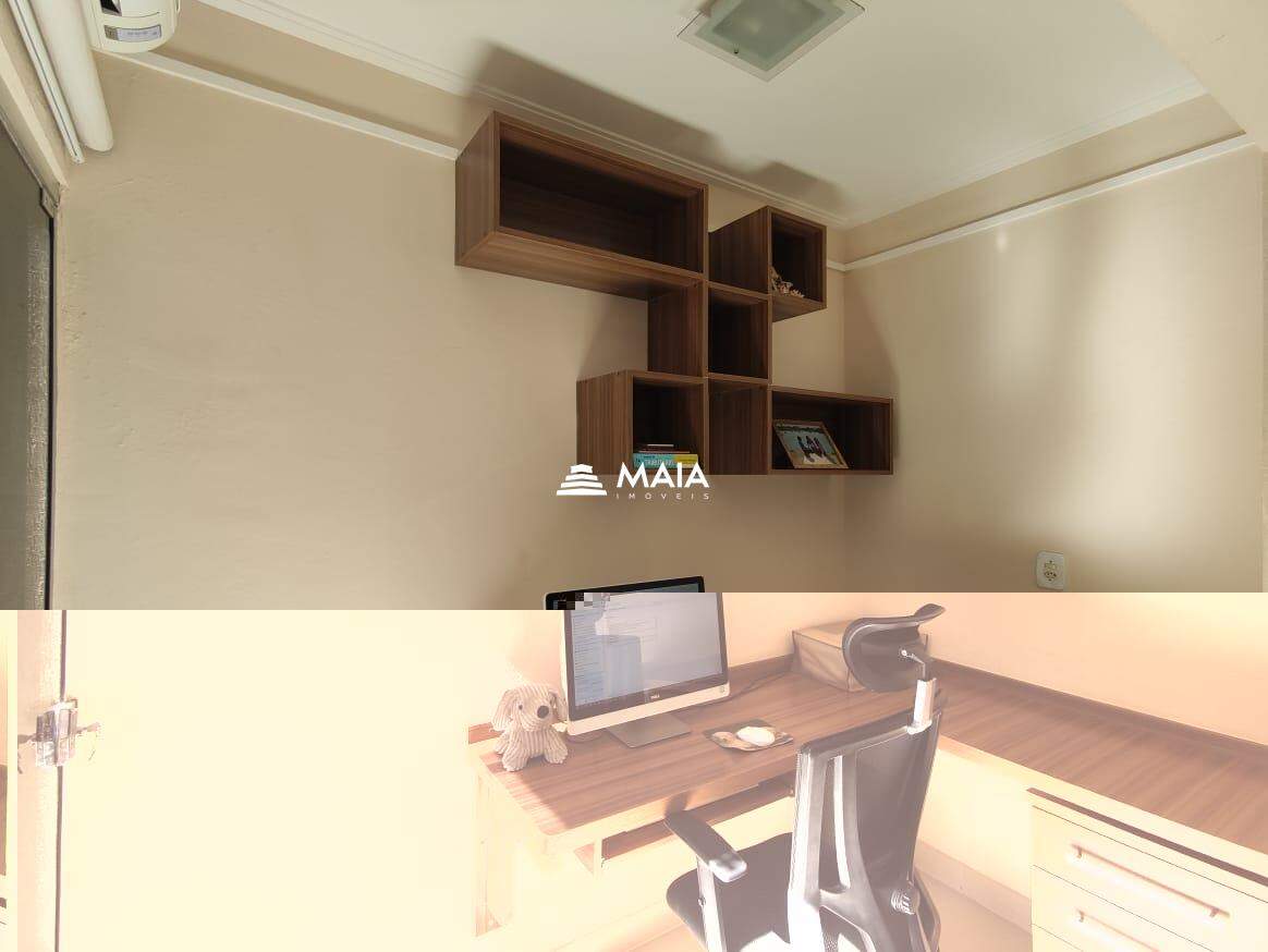 Casa à venda no Jardim Elza Amuí IV: 