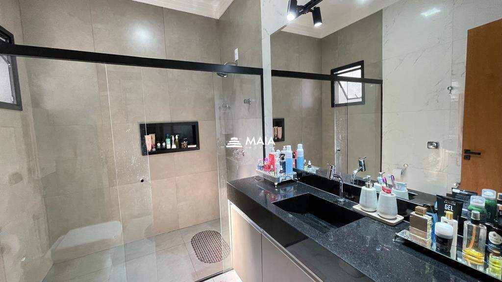 Casa de Condomínio à venda no Estância dos Ipês: 