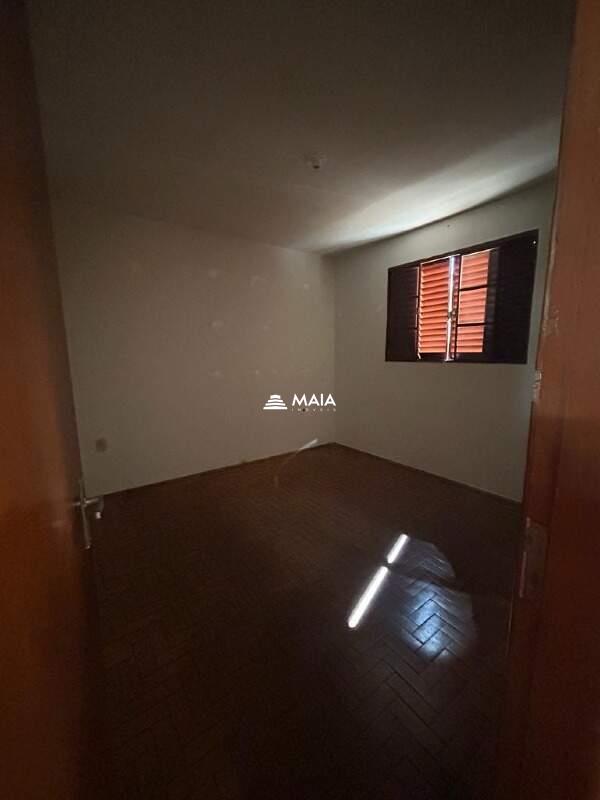 Casa para aluguel no Mercês: 