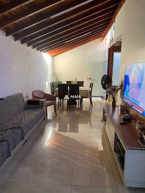 Casa à venda no Conjunto Guanabara: 