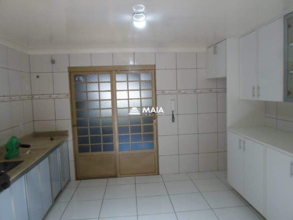 Casa para aluguel no Silvério Cartafina: 