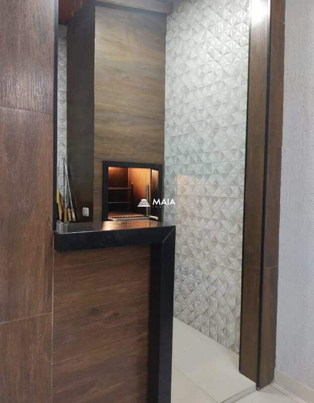 Casa à venda no Jardim Copacabana: 