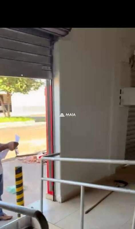 Comercial para aluguel no Parque das Américas: 