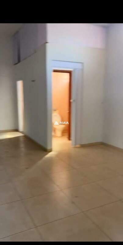 Comercial para aluguel no Parque das Américas: 