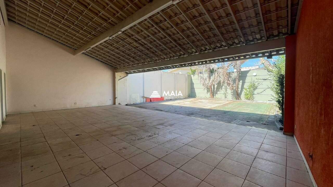 Galpão à venda no Mercês: 