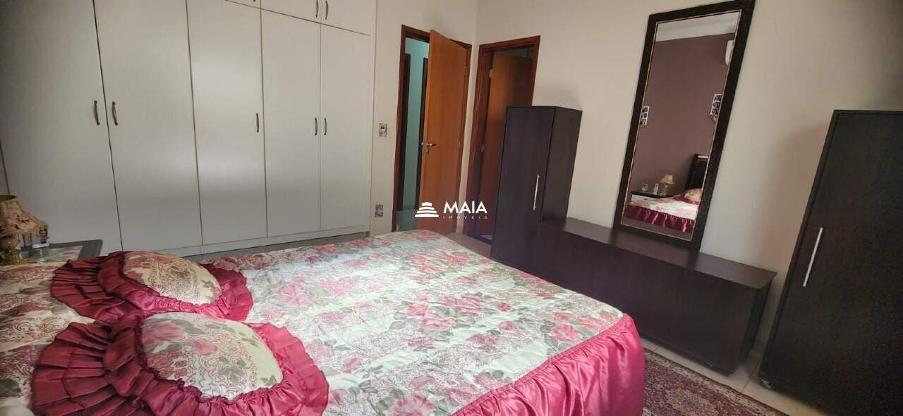 Casa à venda no Serra Dourada: 