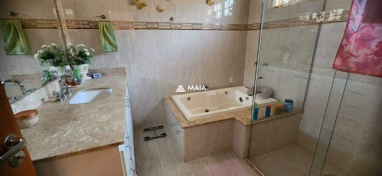 Casa à venda no Serra Dourada: 