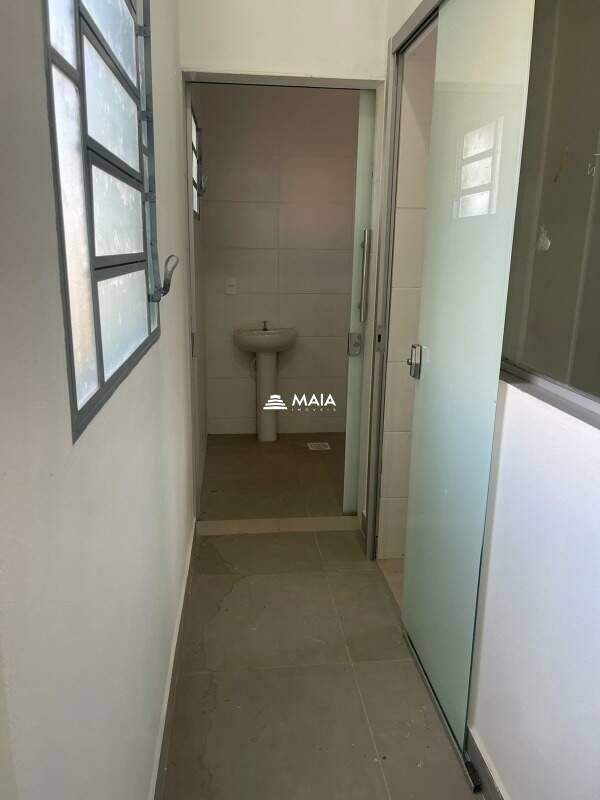 Galpão para aluguel no Parque das Laranjeiras: 