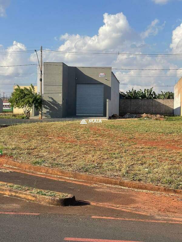 Galpão para aluguel no Parque das Laranjeiras: 