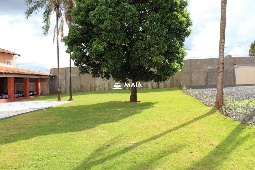 Casa à venda no Lourdes: 