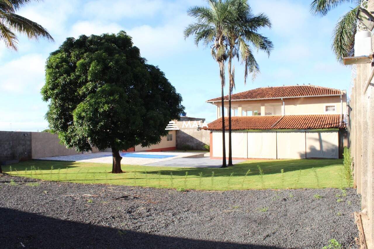 Casa à venda no Lourdes: 