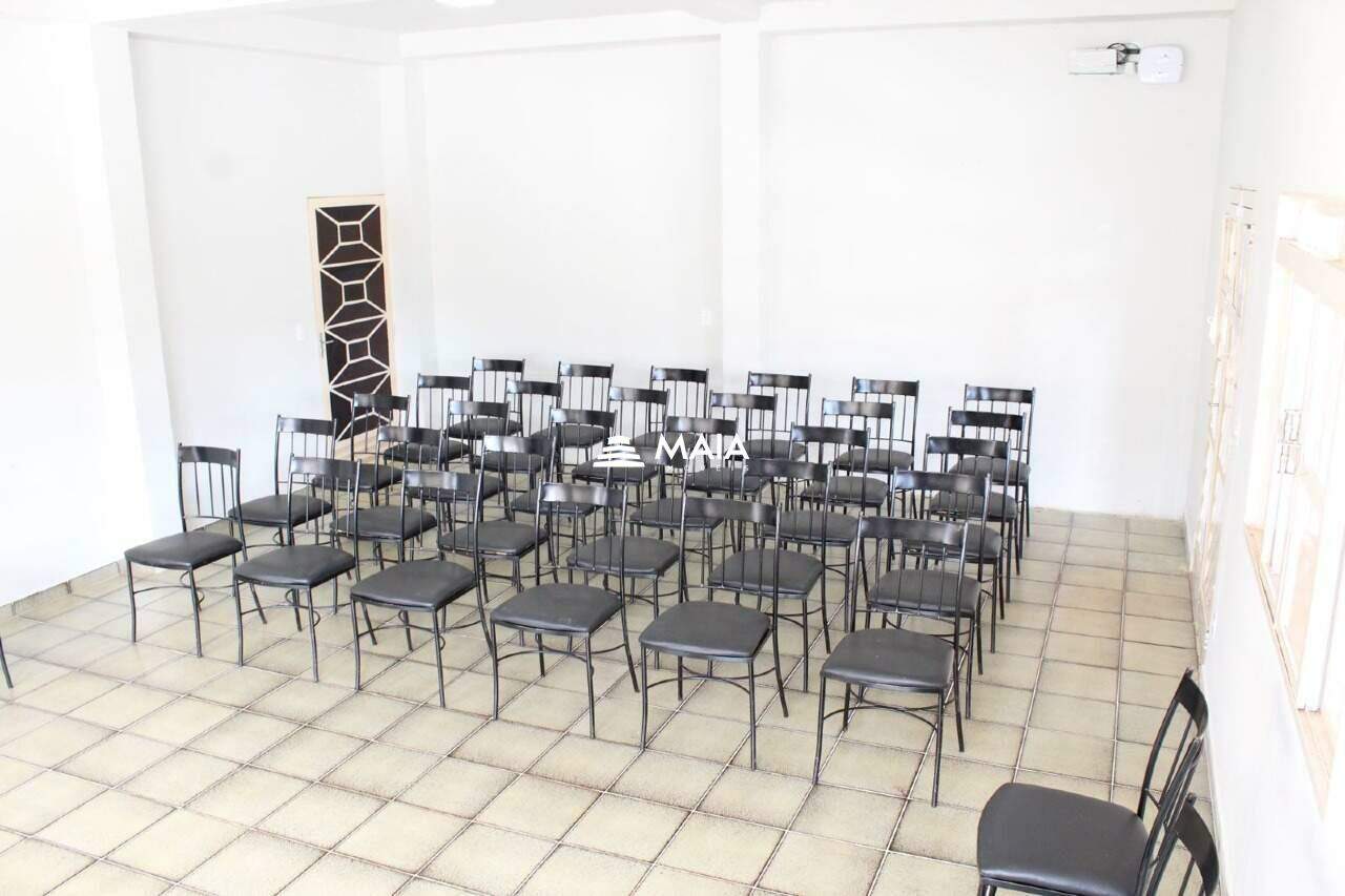 Casa à venda no Lourdes: 