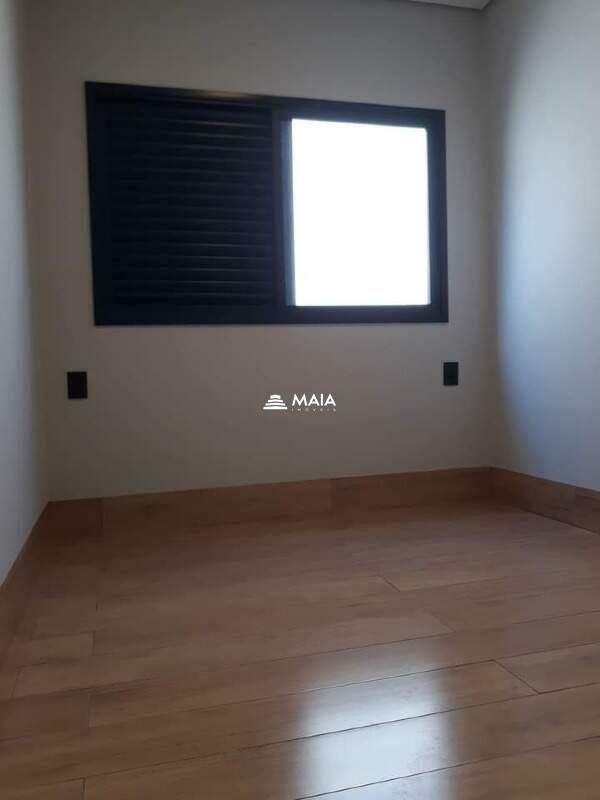 Casa à venda no Parque das Laranjeiras II: 