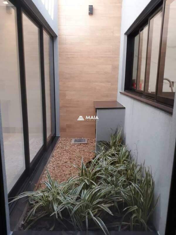 Casa à venda no Parque das Laranjeiras II: 