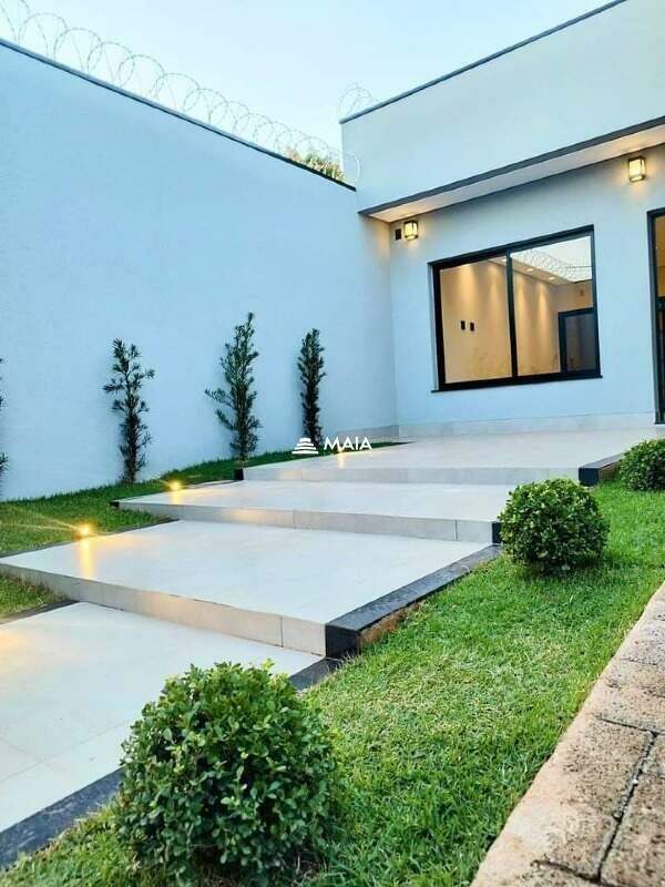 Casa à venda no Parque das Laranjeiras II: 