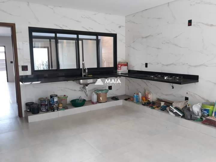 Casa à venda no Parque das Laranjeiras II: 