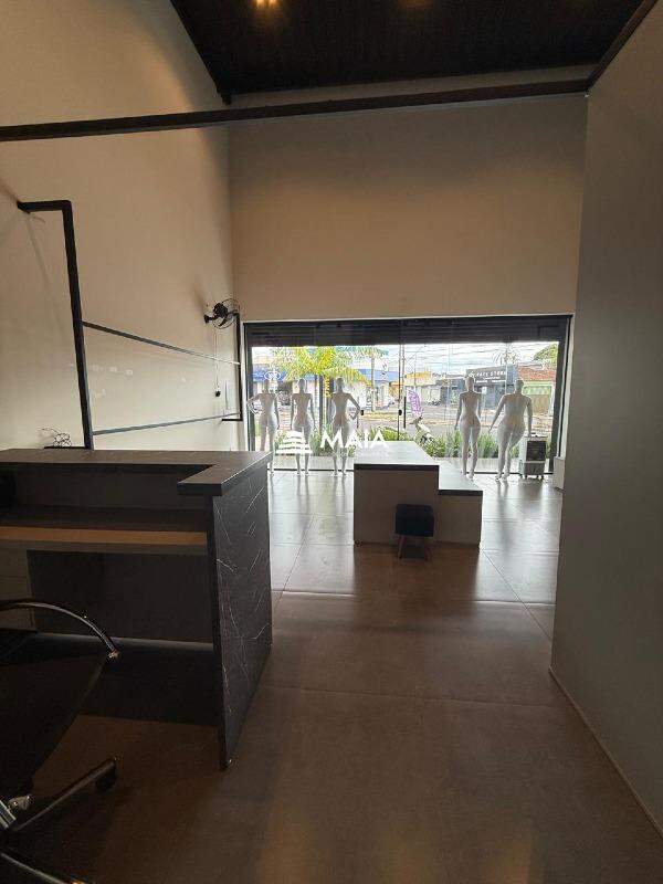 Mall para aluguel no Nossa Senhora da Abadia: 