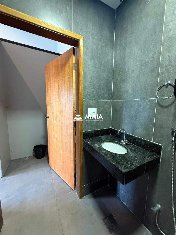 Mall para aluguel no Nossa Senhora da Abadia: 