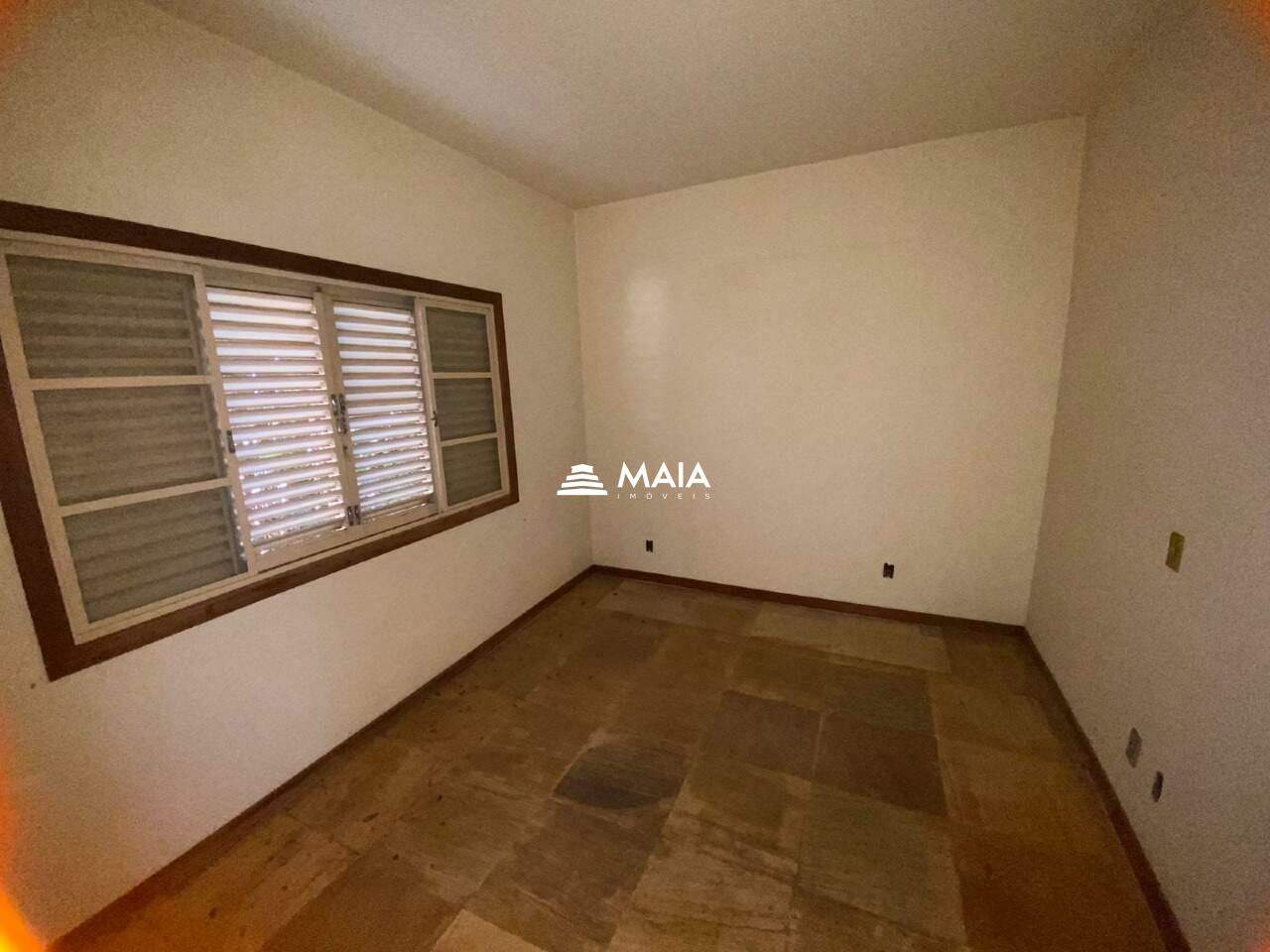 Terreno/Área à venda no Olinda: 