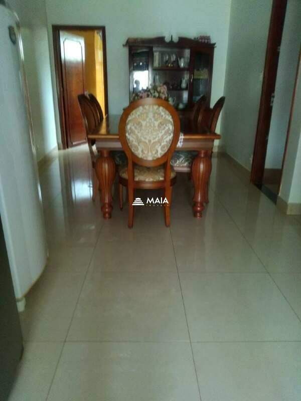 Casa à venda no Jardim Alexandre Campos: 