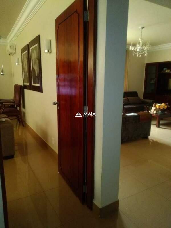 Casa à venda no Jardim Alexandre Campos: 