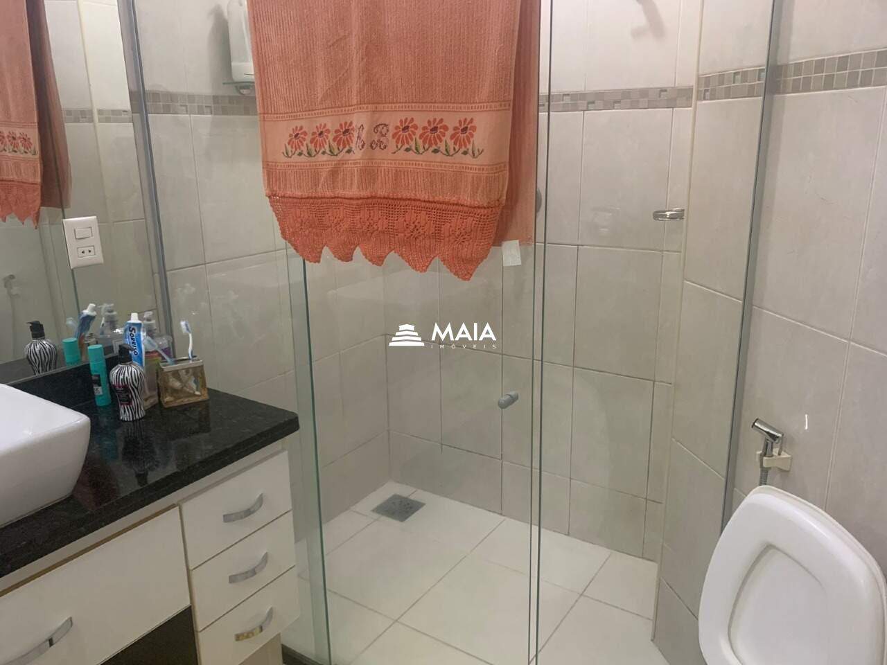 Casa à venda no Jardim do Lago: 