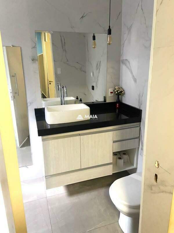 Casa à venda no Fabrício: 