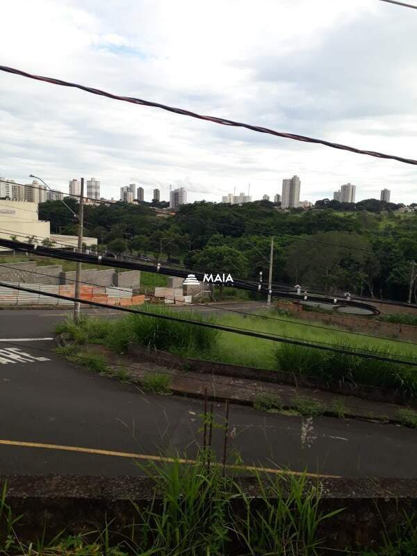 Terreno/Área à venda no Jardim São Bento: 
