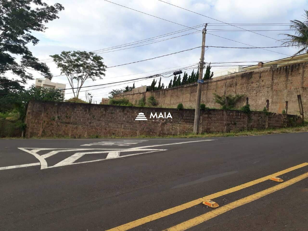 Terreno/Área à venda no Jardim São Bento: 