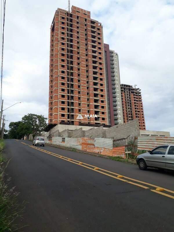 Terreno/Área à venda no Jardim São Bento: 