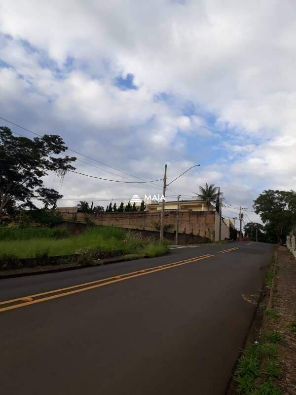 Terreno/Área à venda no Jardim São Bento: 