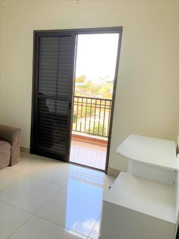 Apartamento à venda no Jardim do Lago: 