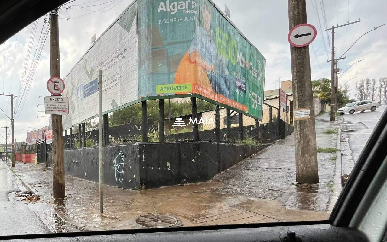 Comercial à venda no Fabrício: 